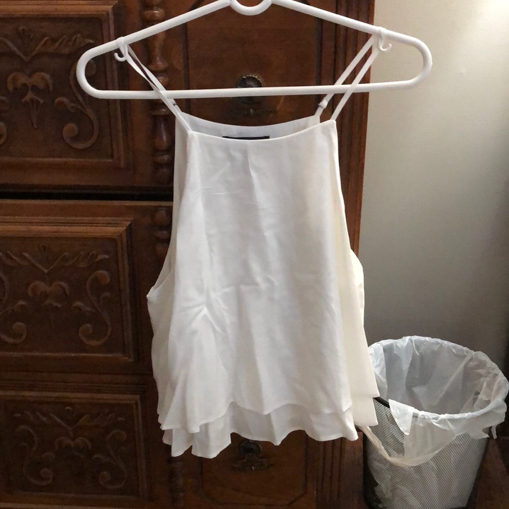 White flowy cropped shirt